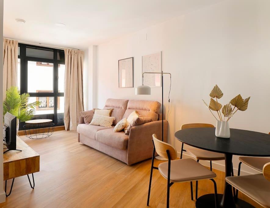Apartamentos Aptio Oviedo Eksteriør bilde