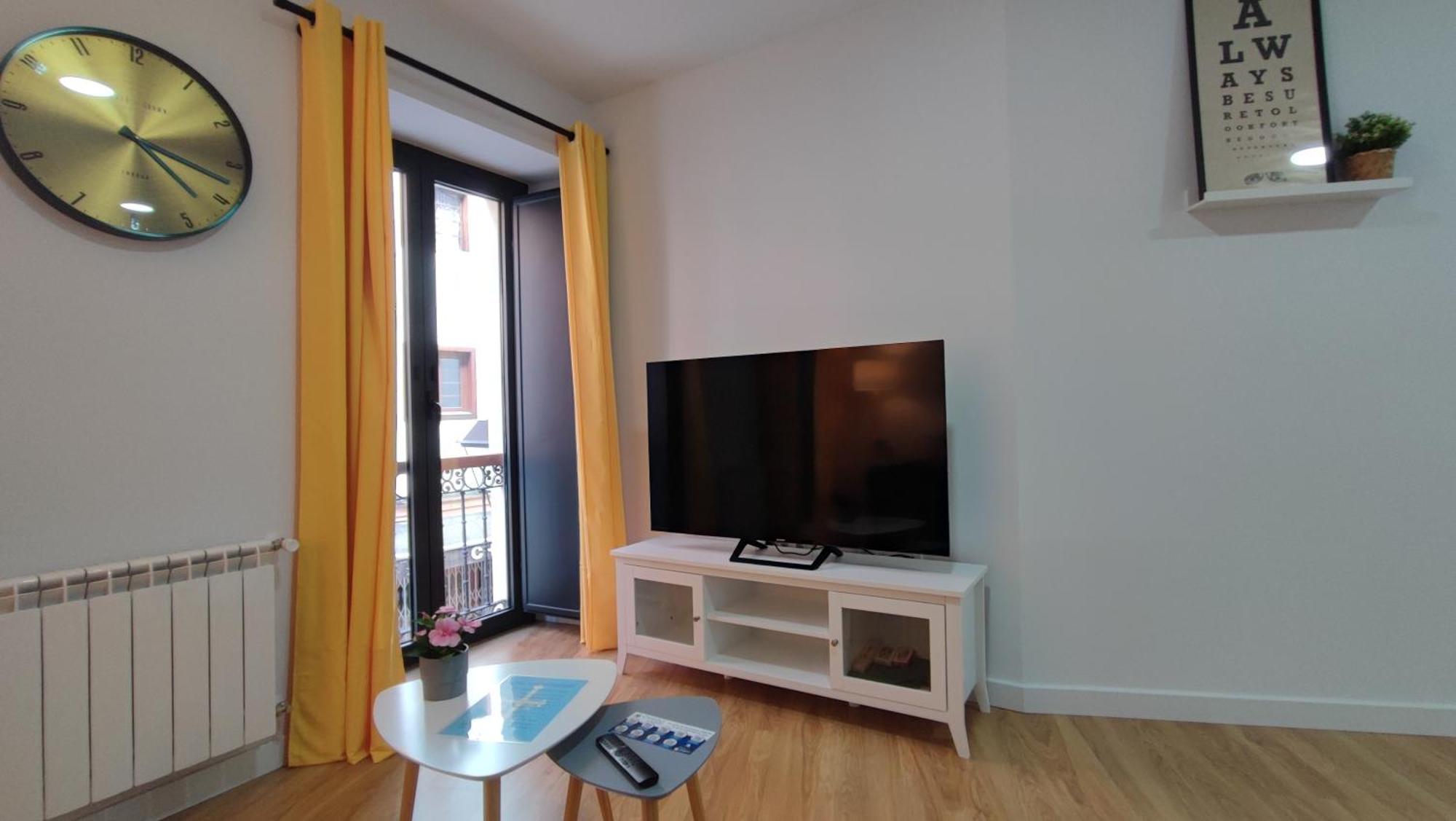Apartamentos Aptio Oviedo Eksteriør bilde